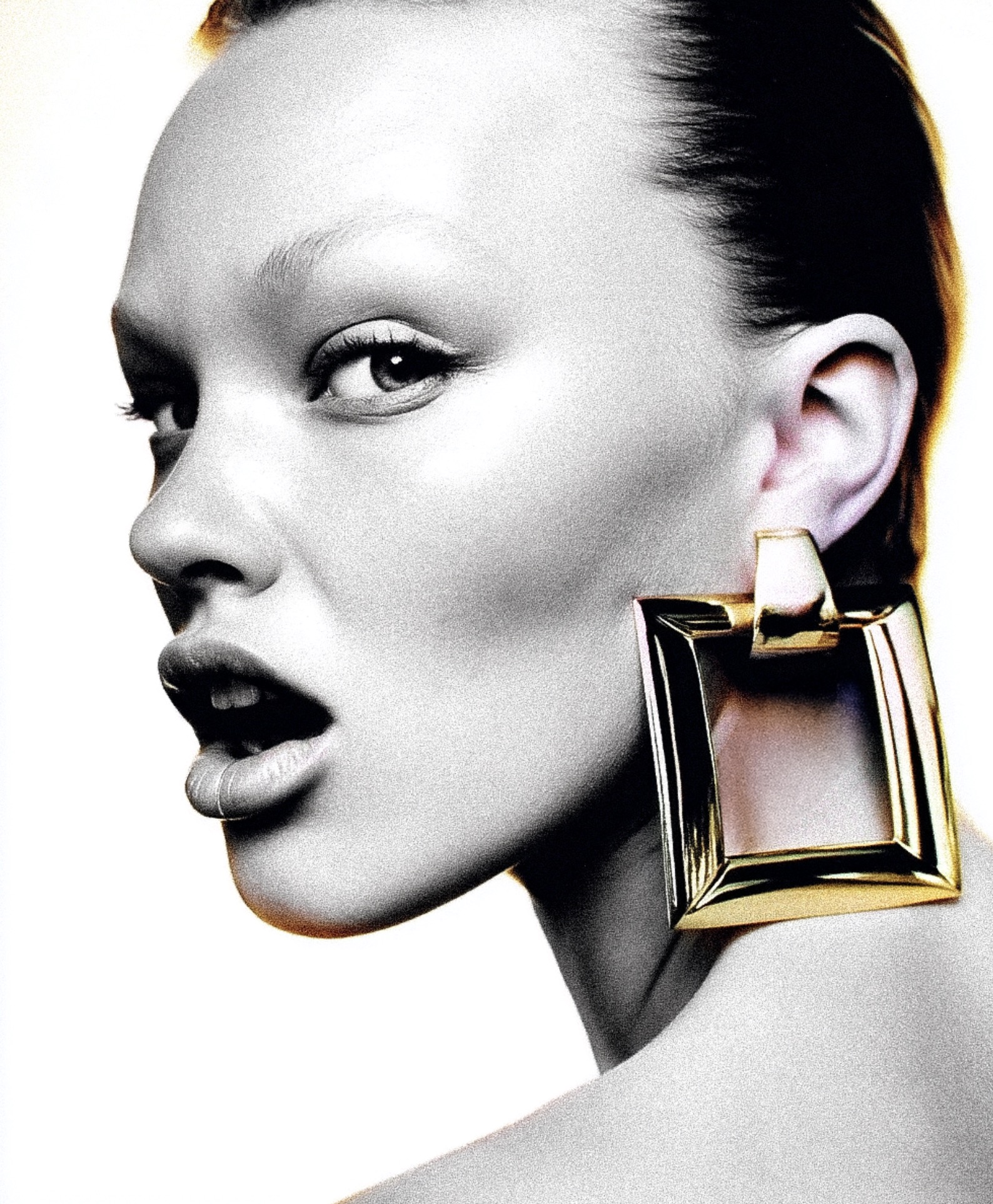 Beauty / Gold / Jewelry House