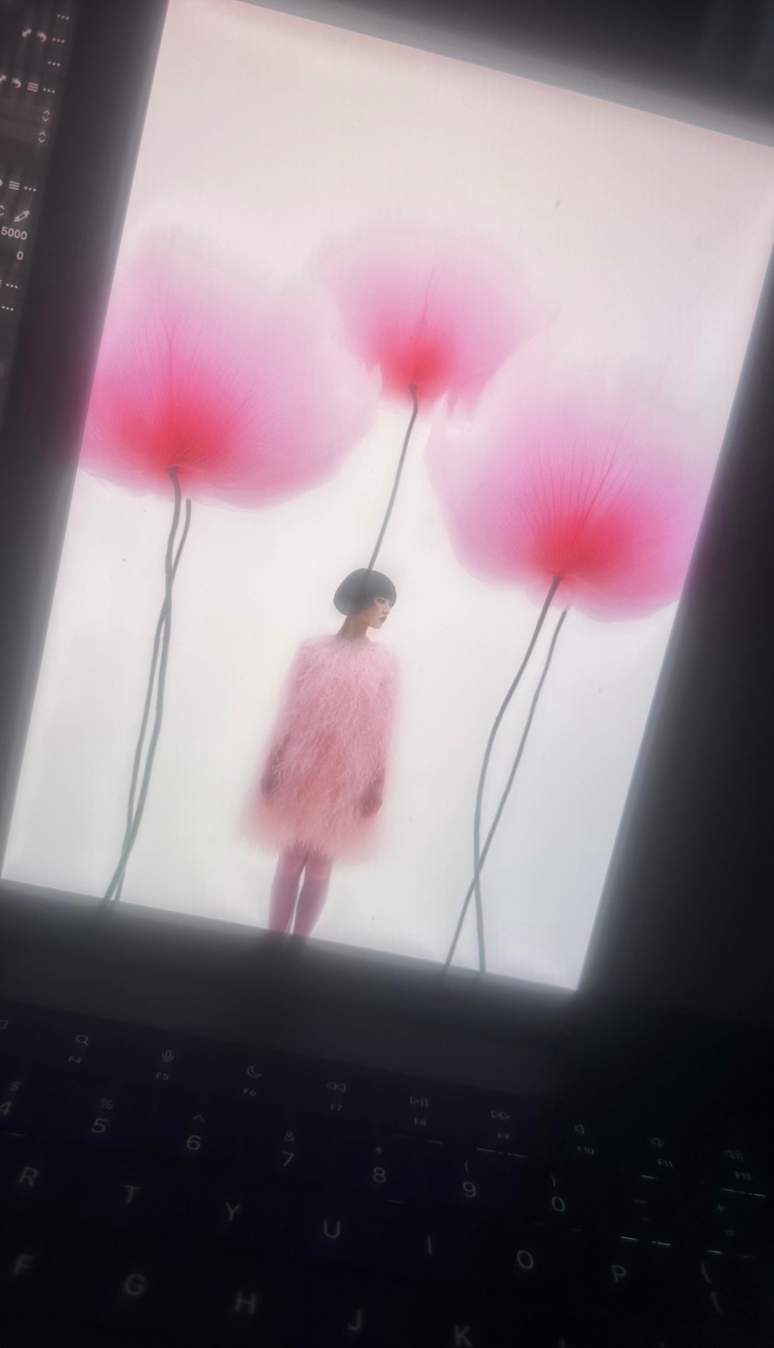 Editorial / Poppy frame